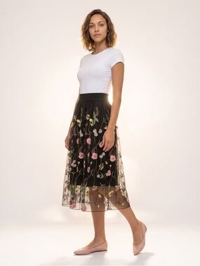 H&M Black Midi Skirt with Multicolor Floral Embroidery Sz 8 Whimsigoth Romantic